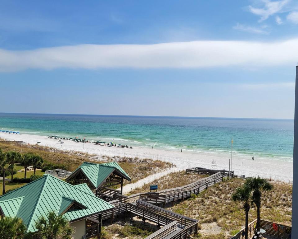 Nautilus 2609 Gulf View 2 Bedroom 6th Floor Free Beach Service