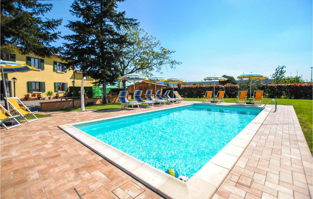 Beautiful Home In Montecatini Terme With Wifi, 2 Bedrooms And Outdoor Swimming Pool