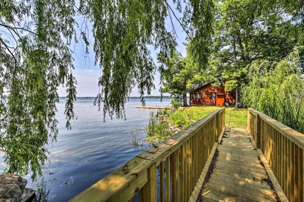 Private Island with Land Access cabin